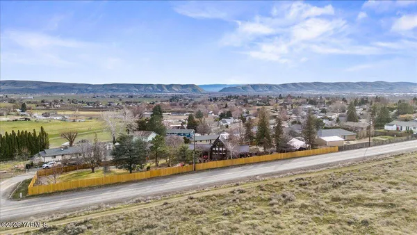 $650,000 | 5907 Morningside Drive, Yakima, WA 98901
