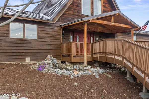 $650,000 | 5907 Morningside Drive, Yakima, WA 98901