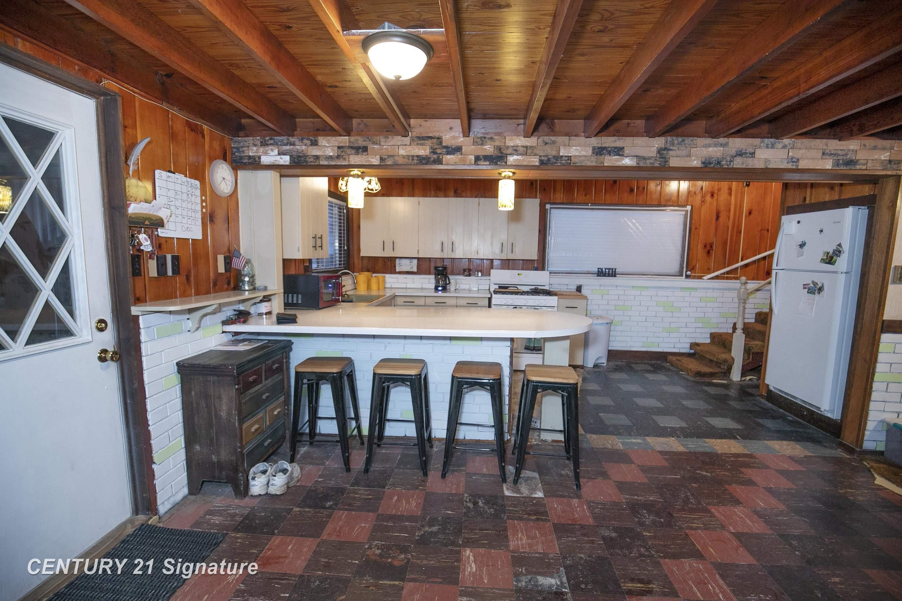 1853 Arbor Road Lake, MI 48632 - Photo 7 of 40