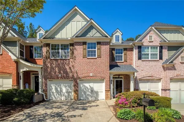 $525,000 | 1404 Lexington Drive, Roswell, GA 30075
