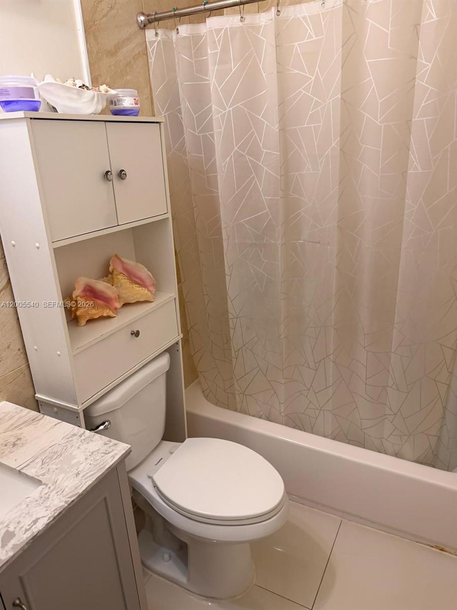 2835 Southwest 37th Court, Unit 1 Miami, FL 33134 - Photo 4 of 5