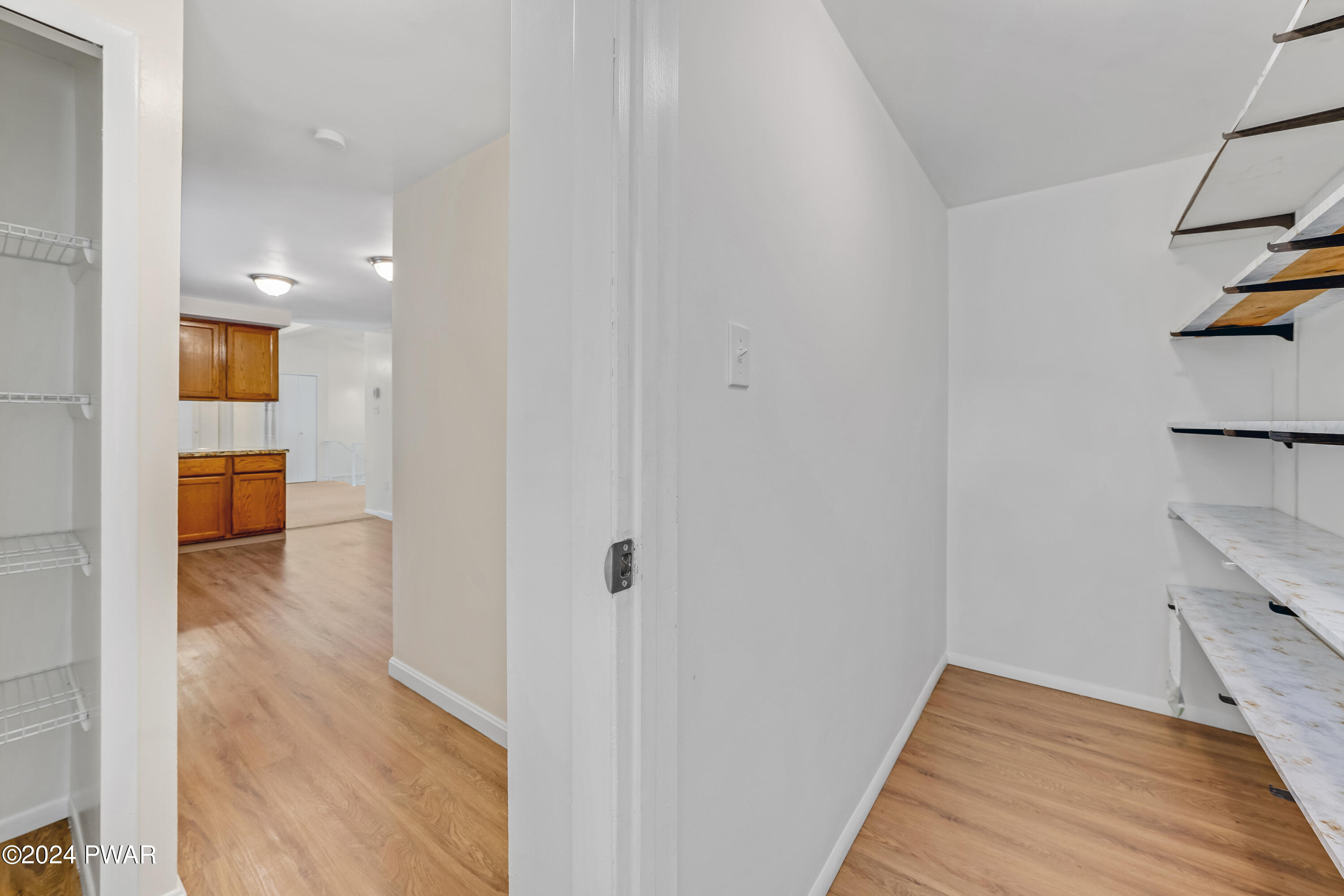 189 Rt 590 Greeley, PA 18425 - Photo 26 of 42