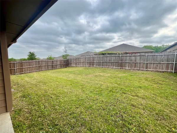 $2,195 | 629 Mud Lake Trail, Fort Worth, TX 76120