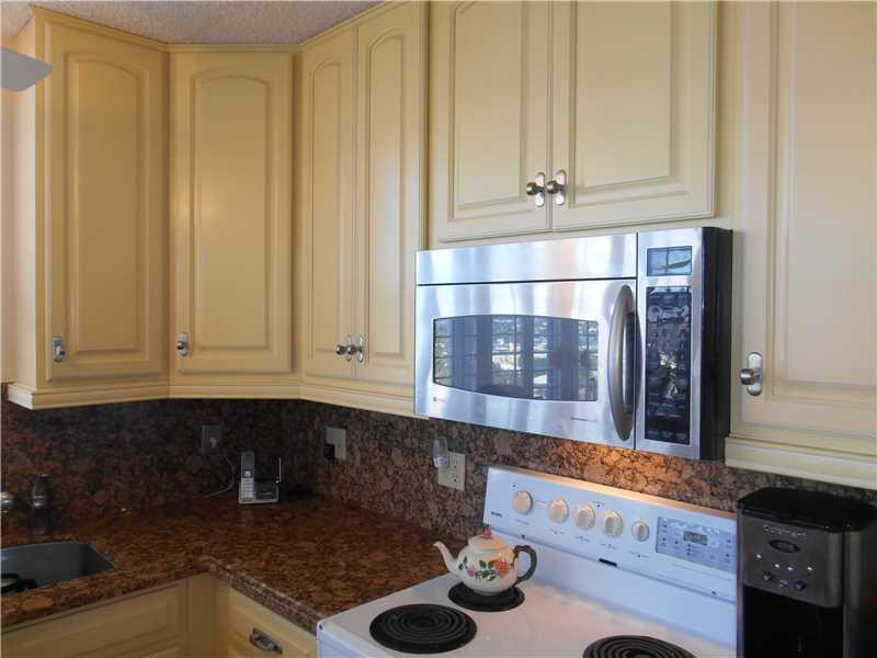 2639 North Riverside Drive, Unit 1401 Pompano Beach, FL 33062 - Photo 18 of 35 Exterior Front