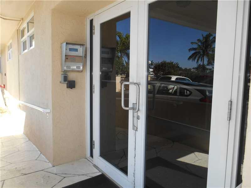 2639 North Riverside Drive, Unit 1401 Pompano Beach, FL 33062 - Photo 31 of 35 Exterior Front