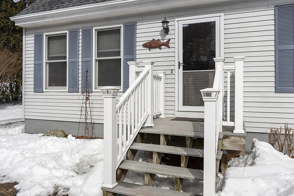 864 Foster Road Ashby, MA 01431 - Photo 2 of 41 a view of entryway and kitchen