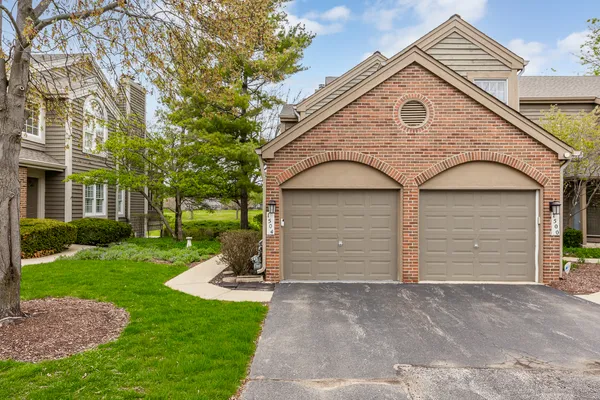 $488,000 | 1504 Aberdeen Court, Unit 1504, Naperville, IL 60564