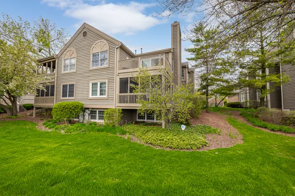 $488,000 | 1504 Aberdeen Court, Unit 1504, Naperville, IL 60564