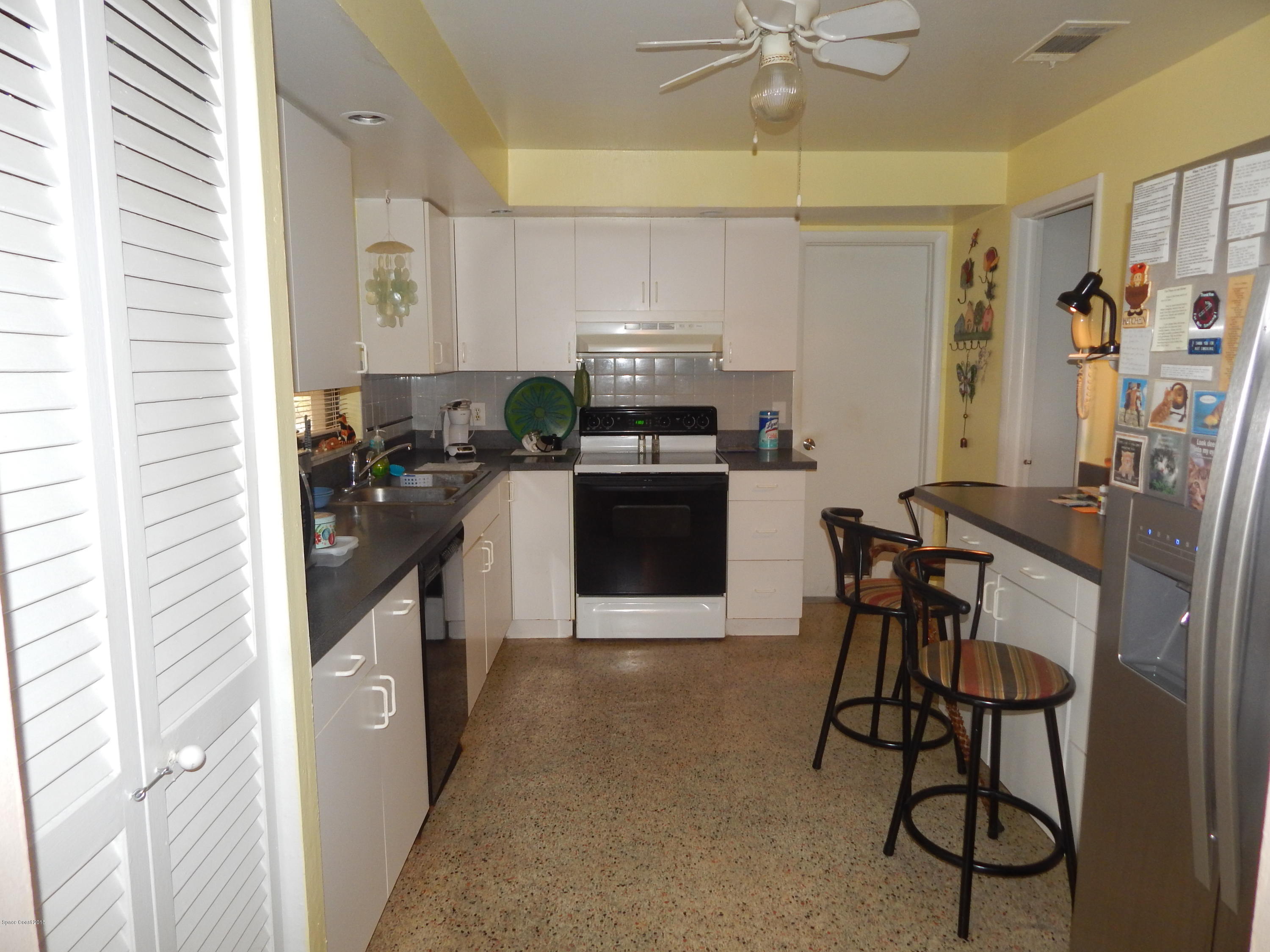 3039 Pembrooke Road Titusville, FL 32796 - Photo 3 of 18 KITCHEN