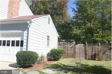 9308 Lancelot Road Fort Washington, MD 20744 - Photo 2 of 4 Exterior (General)