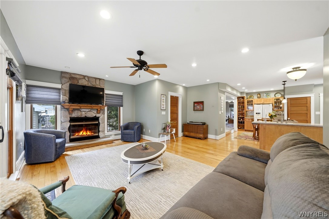 89 Garrison Road Amherst, NY 14221 - Photo 9 of 45 Family room