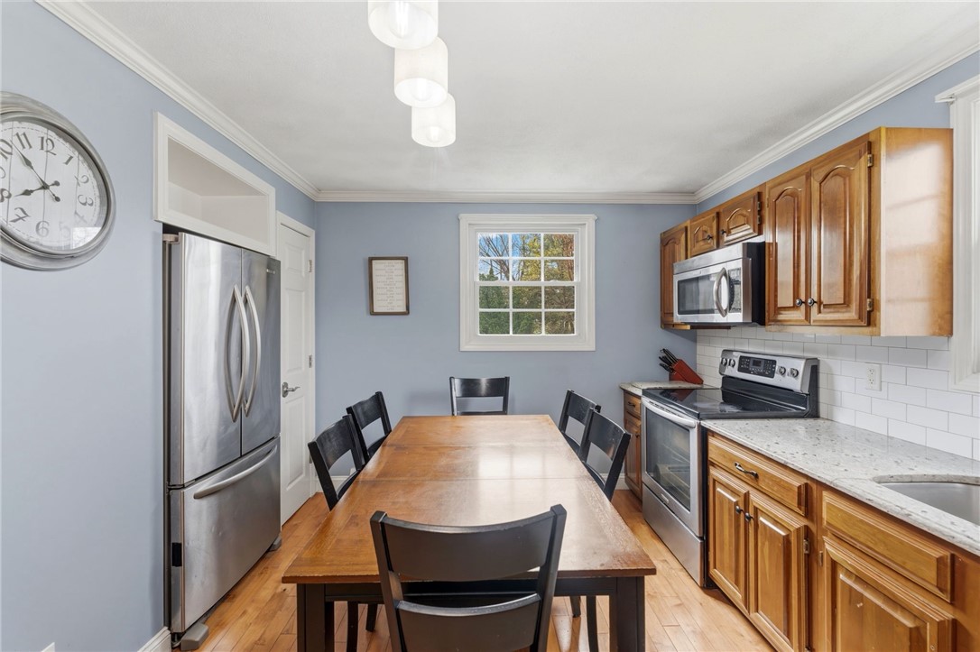 230 School Street Lincoln, RI 02865 - Photo 12 of 46 Gallery Image 12