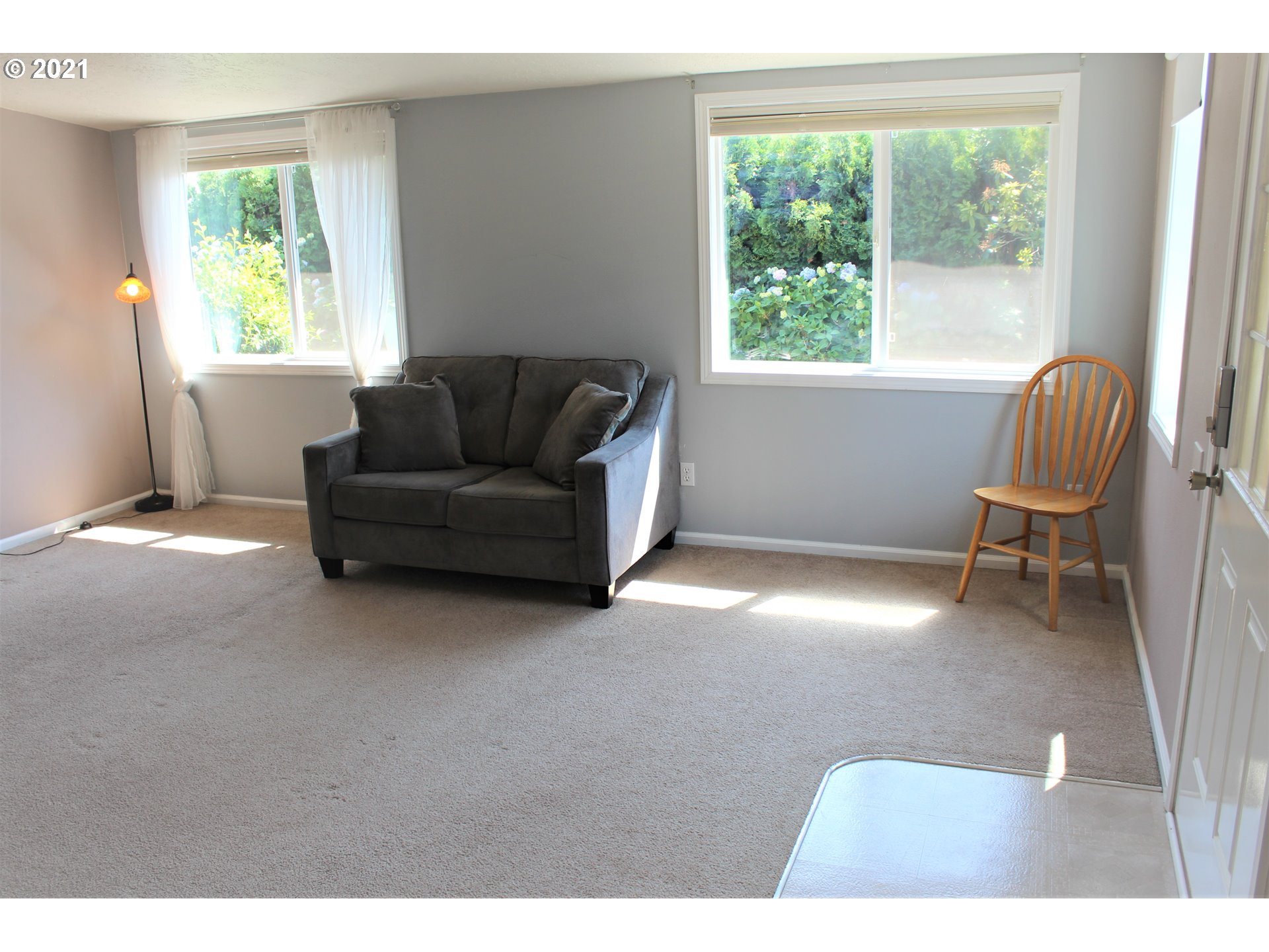 1386 Thompson Road Woodburn, OR 97071 - Photo 14 of 24 Gallery Image 14