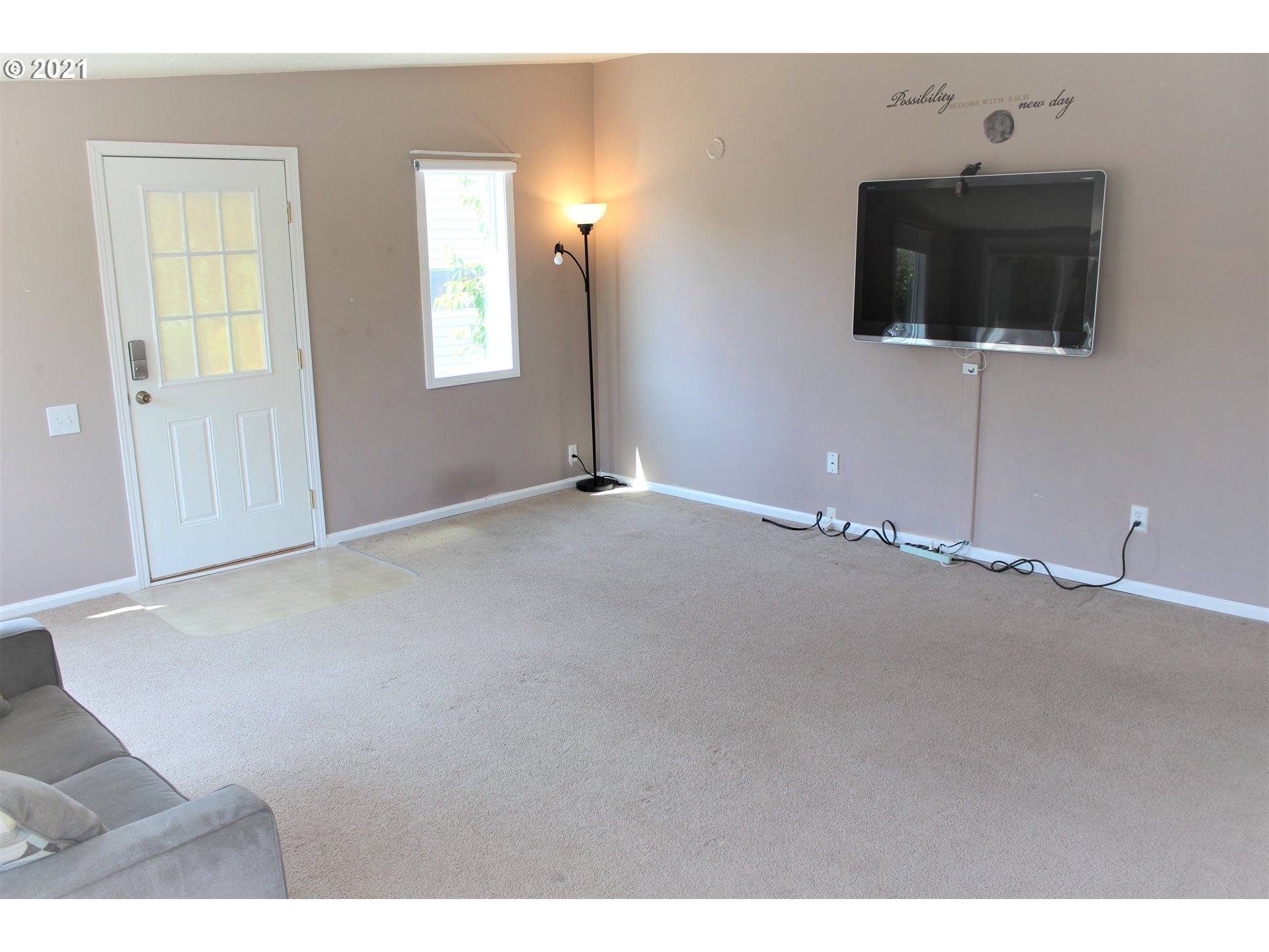 1386 Thompson Road Woodburn, OR 97071 - Photo 16 of 24 Gallery Image 16