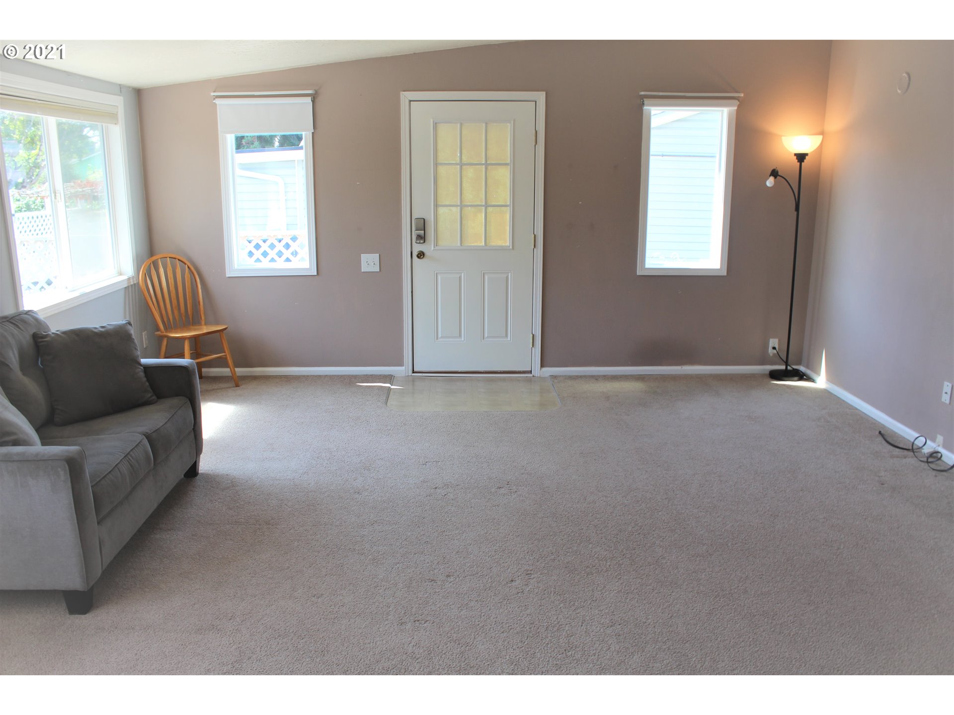1386 Thompson Road Woodburn, OR 97071 - Photo 17 of 24 Gallery Image 17