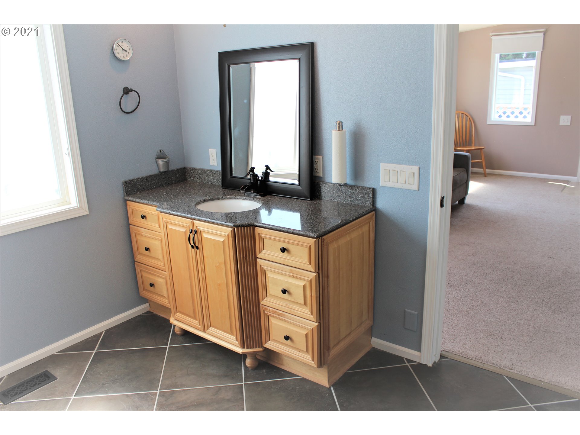 1386 Thompson Road Woodburn, OR 97071 - Photo 18 of 24 Gallery Image 18