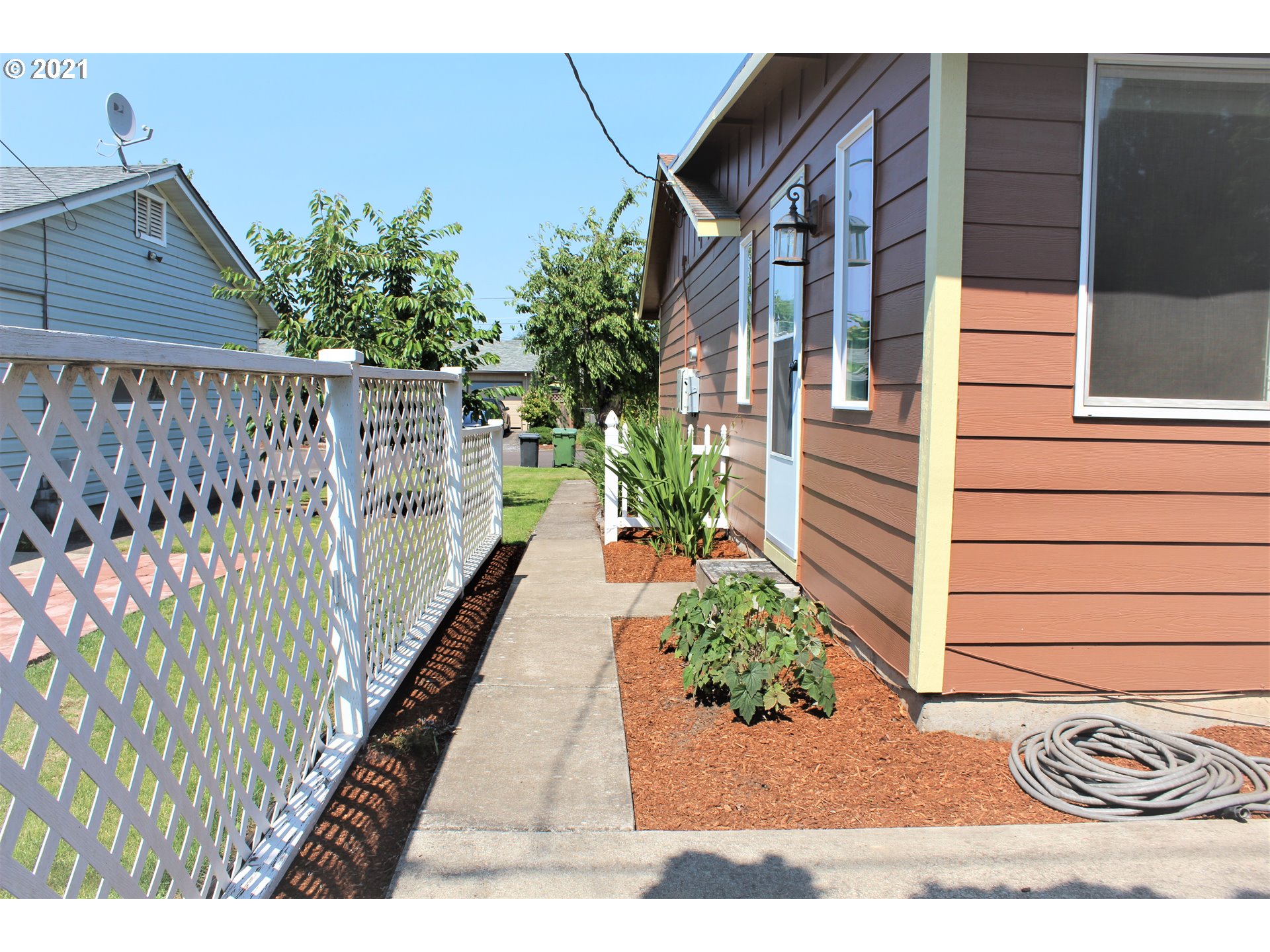 1386 Thompson Road Woodburn, OR 97071 - Photo 22 of 24 Gallery Image 22