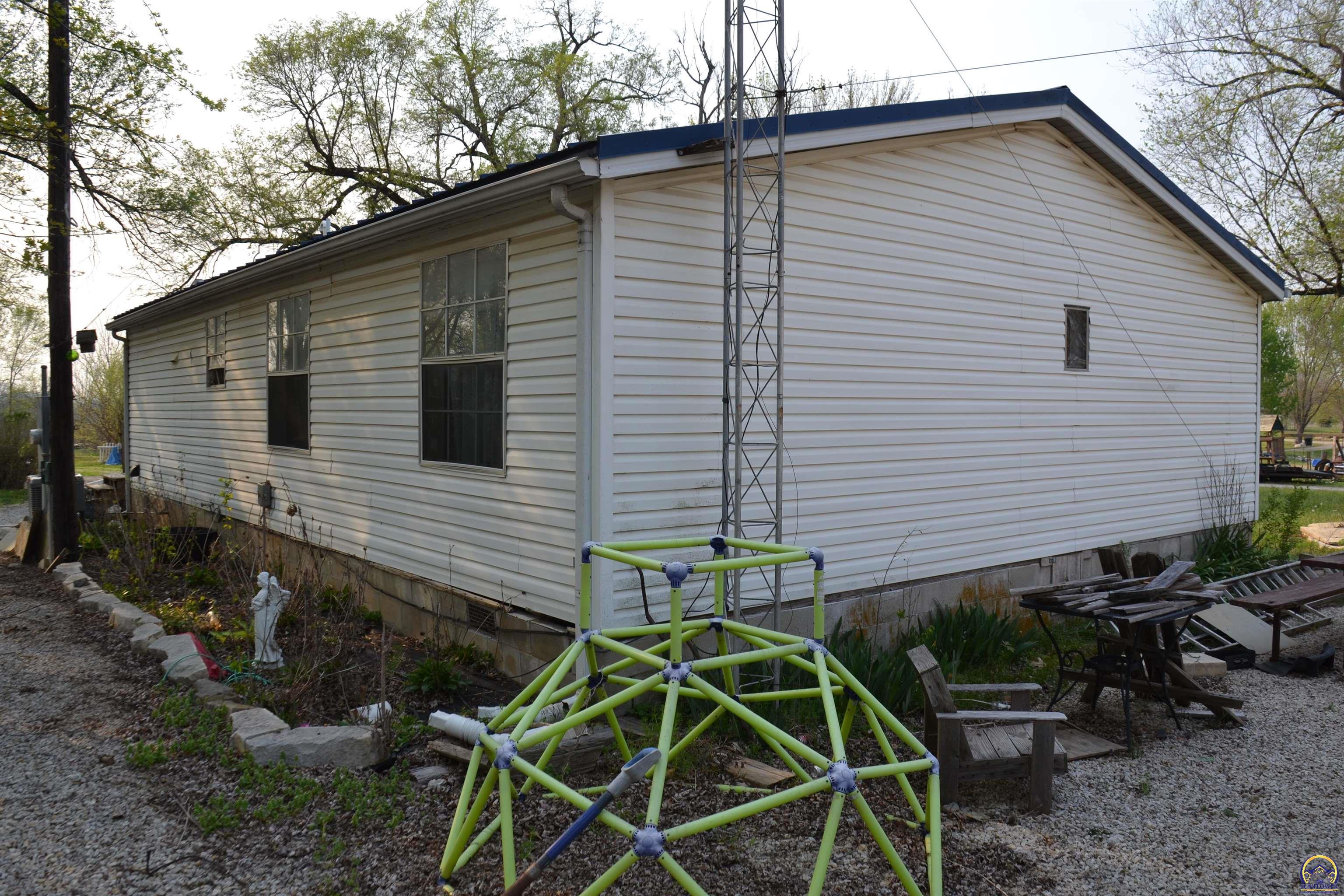 21244 South Hickory Road Quenemo, KS 66528 - Photo 5 of 10