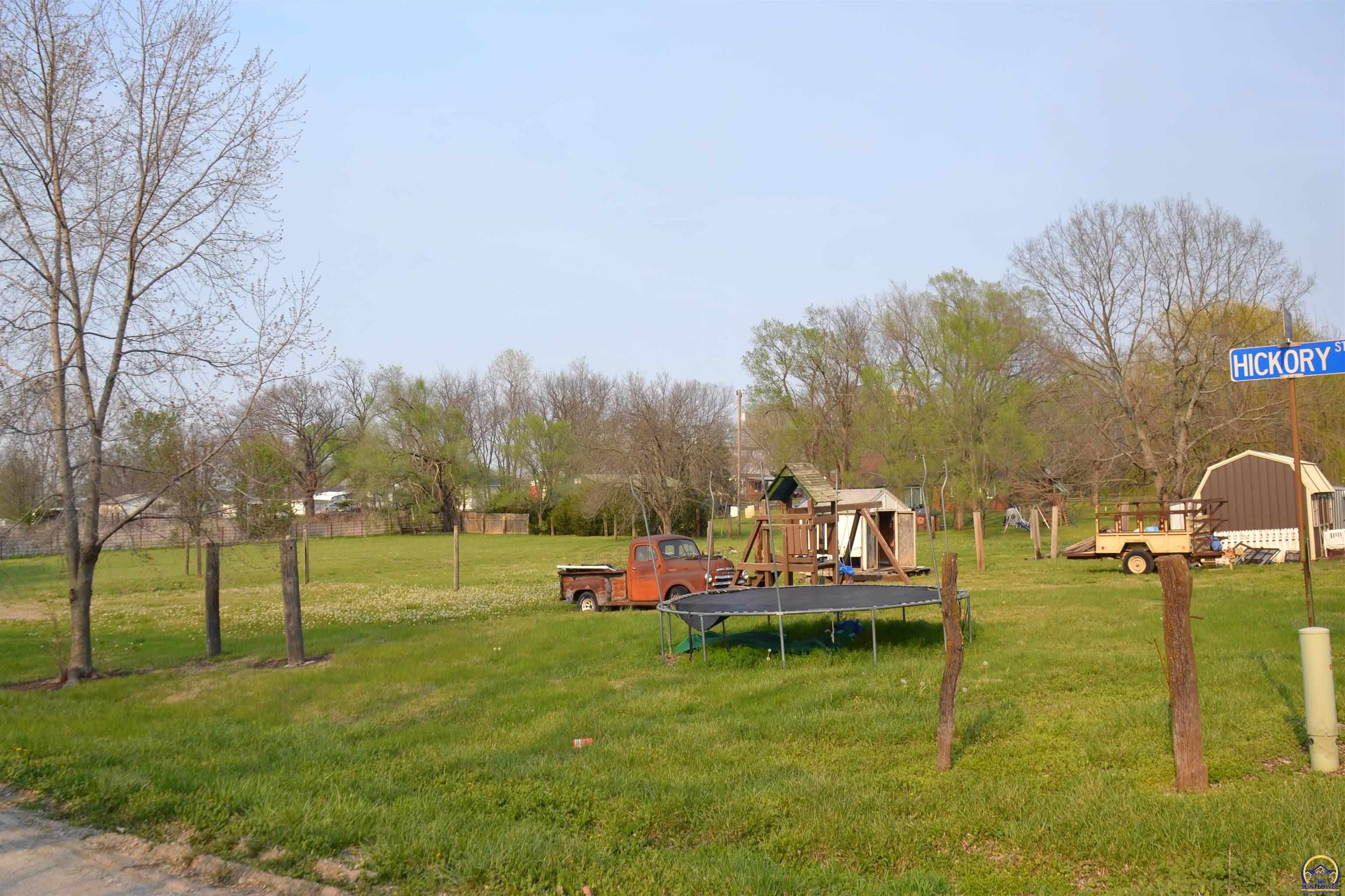 21244 South Hickory Road Quenemo, KS 66528 - Photo 8 of 10