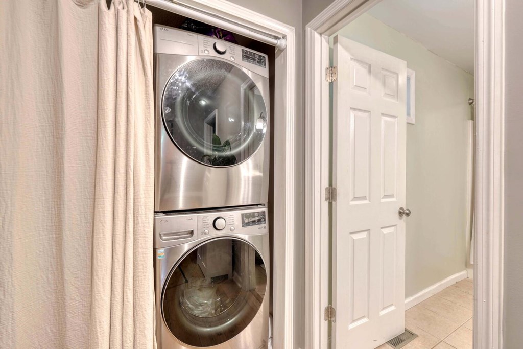 14 Priscilla Lane Murphy, NC 28906 - Photo 19 of 42 a view of a hallway with washer and dryer