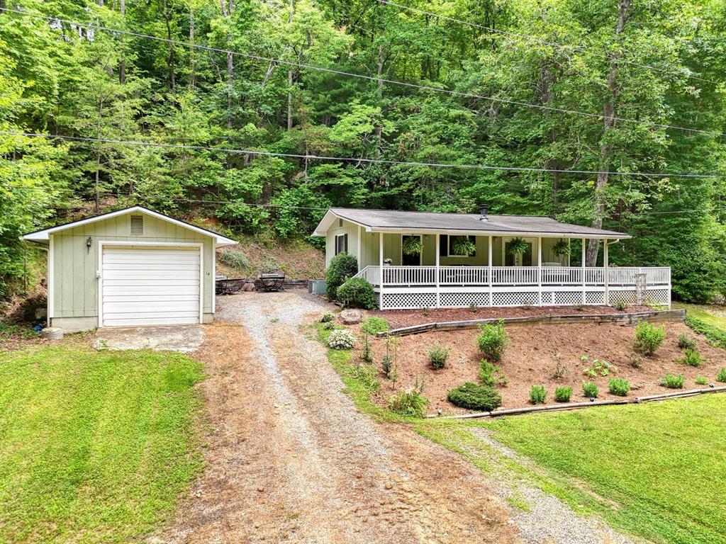 14 Priscilla Lane Murphy, NC 28906 - Photo 35 of 42 a view of a house with yard and sitting area