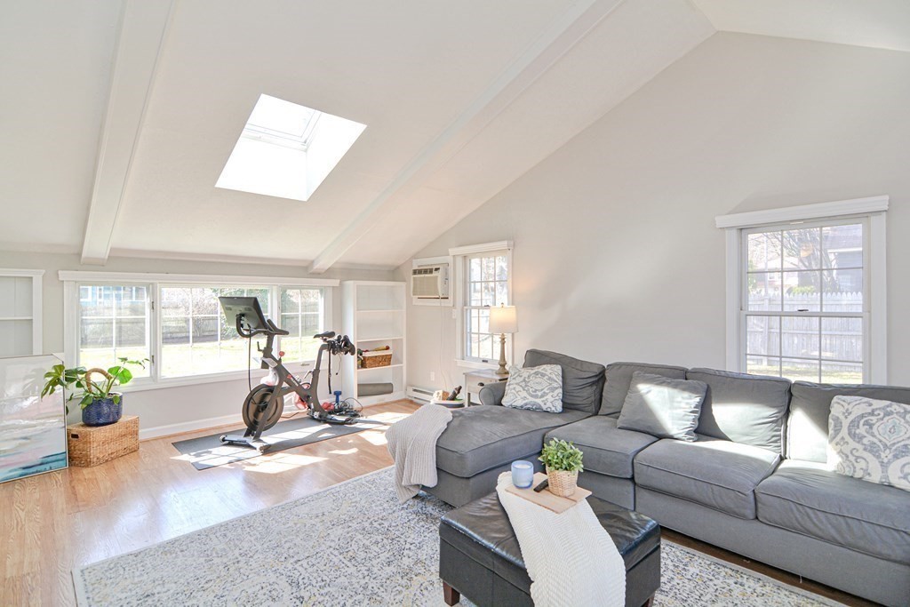 7 Windemere Road Worcester, MA 01602 - Photo 15 of 39 Gallery Image 15