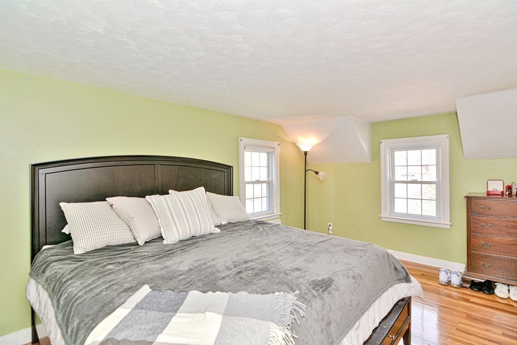 7 Windemere Road Worcester, MA 01602 - Photo 25 of 39 Gallery Image 25