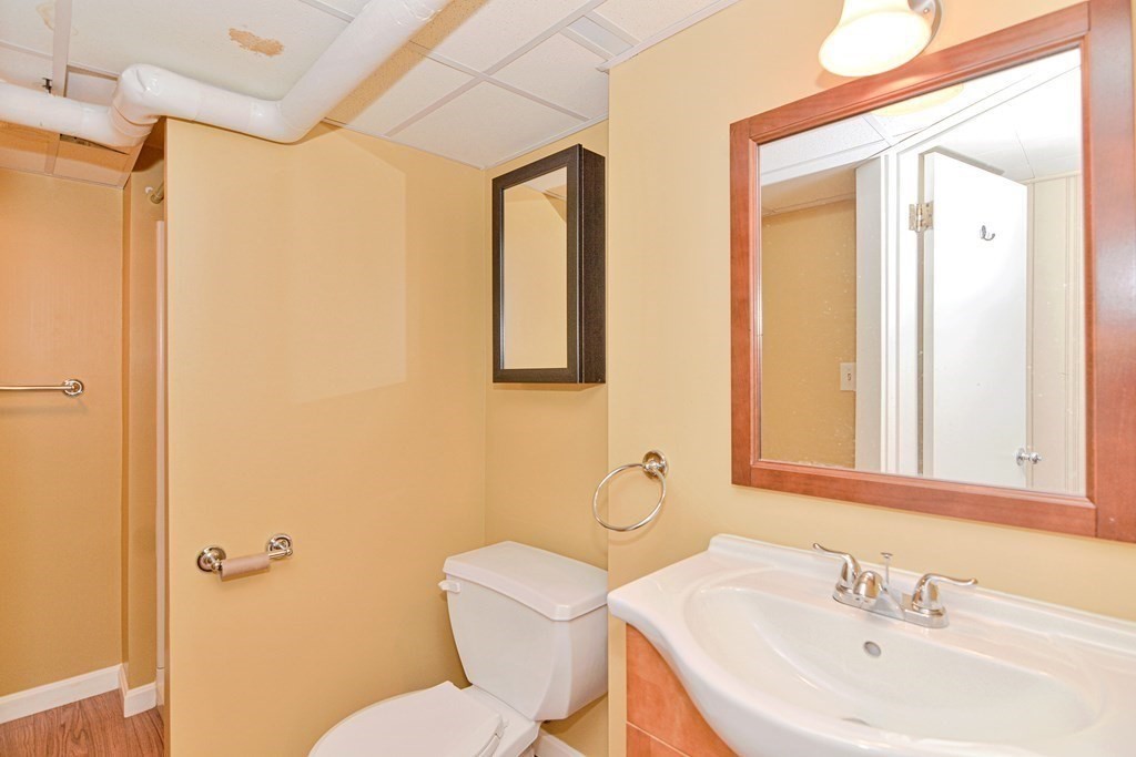 7 Windemere Road Worcester, MA 01602 - Photo 34 of 39 Gallery Image 34