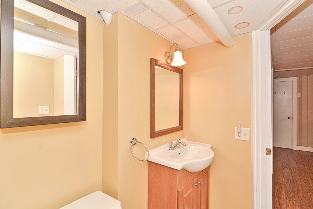 7 Windemere Road Worcester, MA 01602 - Photo 35 of 39 Gallery Image 35