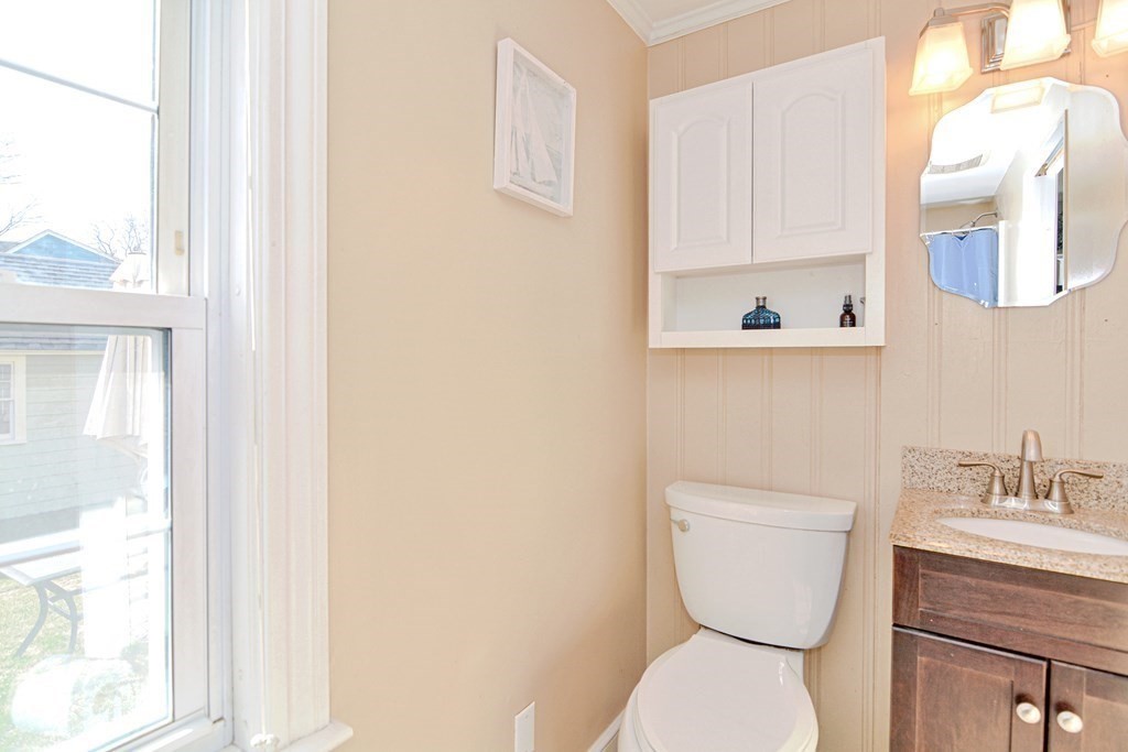 7 Windemere Road Worcester, MA 01602 - Photo 38 of 39 Gallery Image 38