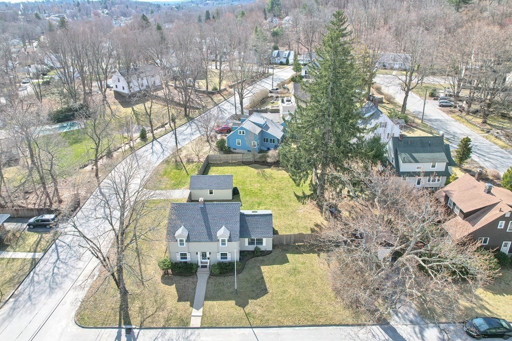 7 Windemere Road Worcester, MA 01602 - Photo 7 of 39 Gallery Image 7