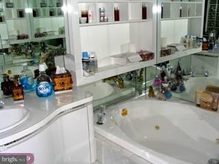 8702 Autumn Road Philadelphia, PA 19115 - Photo 6 of 6 Gallery Image 6
