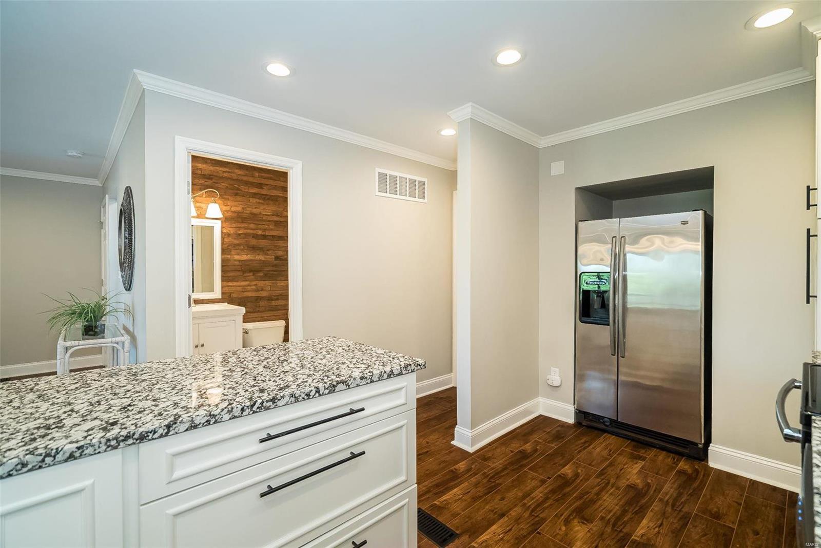 1340 Holgate Drive, Unit E2 Ballwin, MO 63021 - Photo 21 of 51