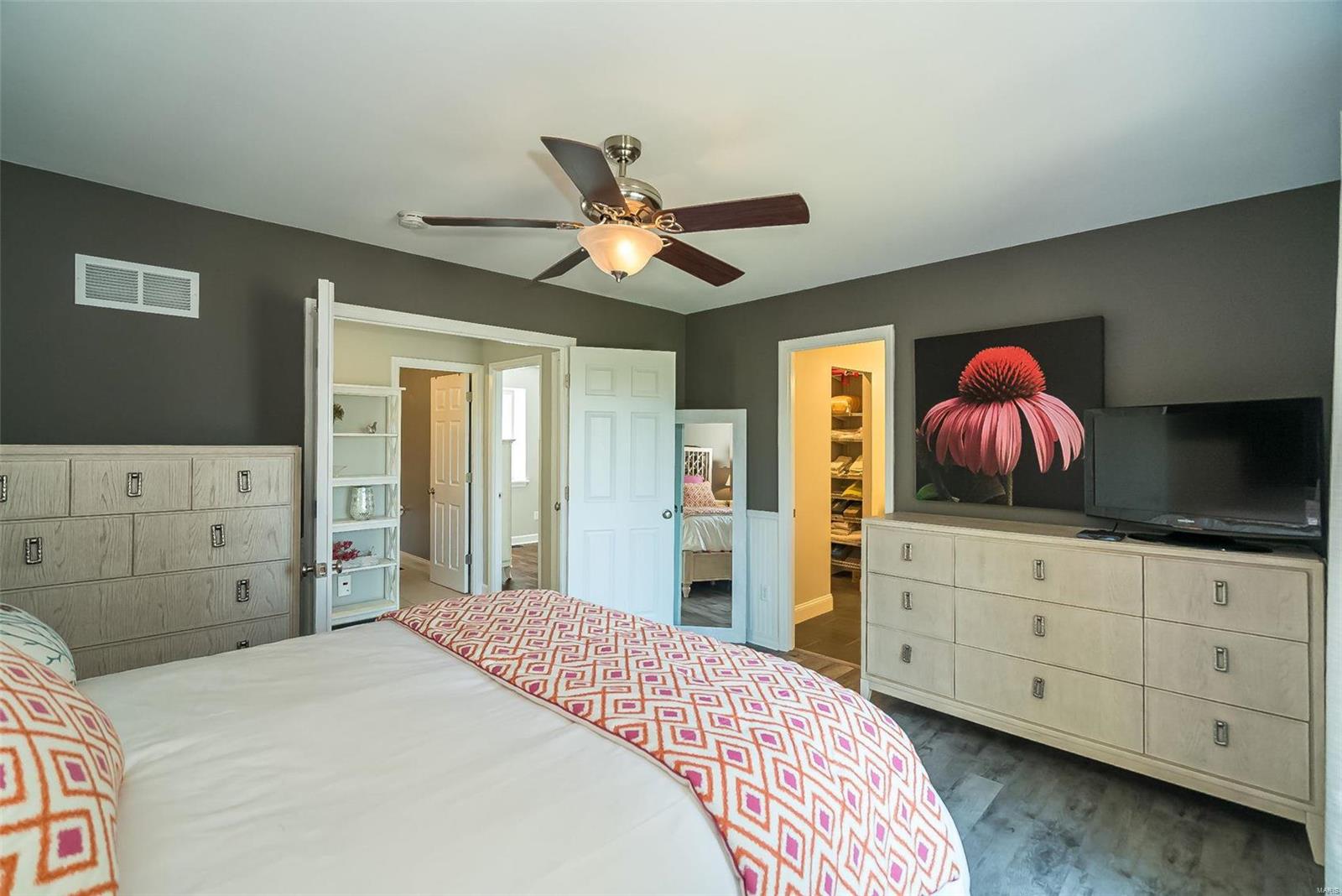 1340 Holgate Drive, Unit E2 Ballwin, MO 63021 - Photo 31 of 51