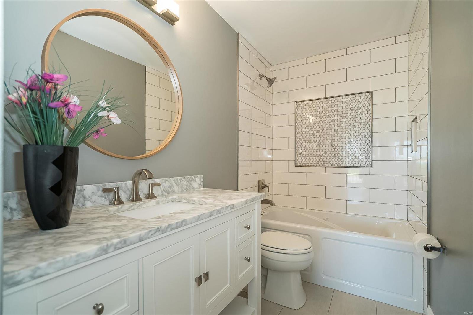 1340 Holgate Drive, Unit E2 Ballwin, MO 63021 - Photo 39 of 51