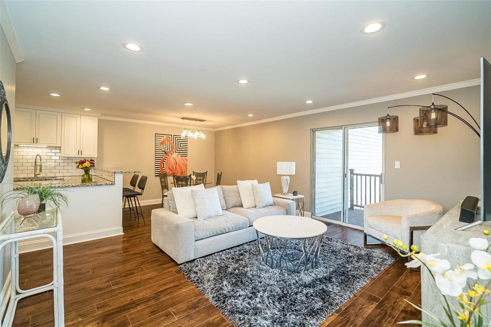 1340 Holgate Drive, Unit E2 Ballwin, MO 63021 - Photo 9 of 51