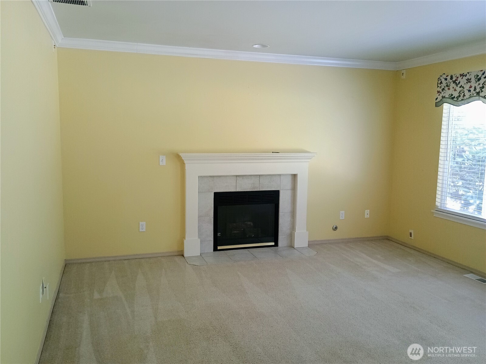 12989 Phillips Ridge Road Southeast Monroe, WA 98272 - Photo 5 of 10 Gallery Image 5