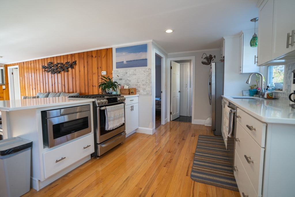 22 Farmhurst Road Plymouth, MA 02360 - Photo 9 of 26 Gallery Image 9
