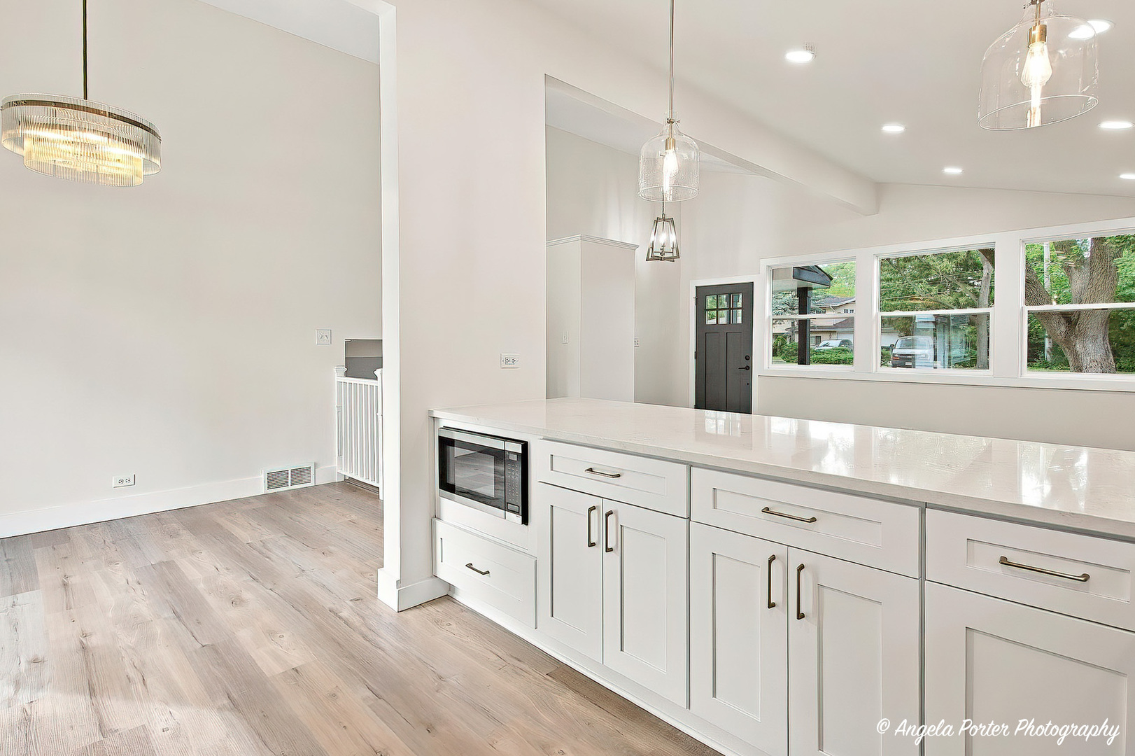 2929 Central Road Glenview, IL 60025 - Photo 10 of 31 Gallery Image 10