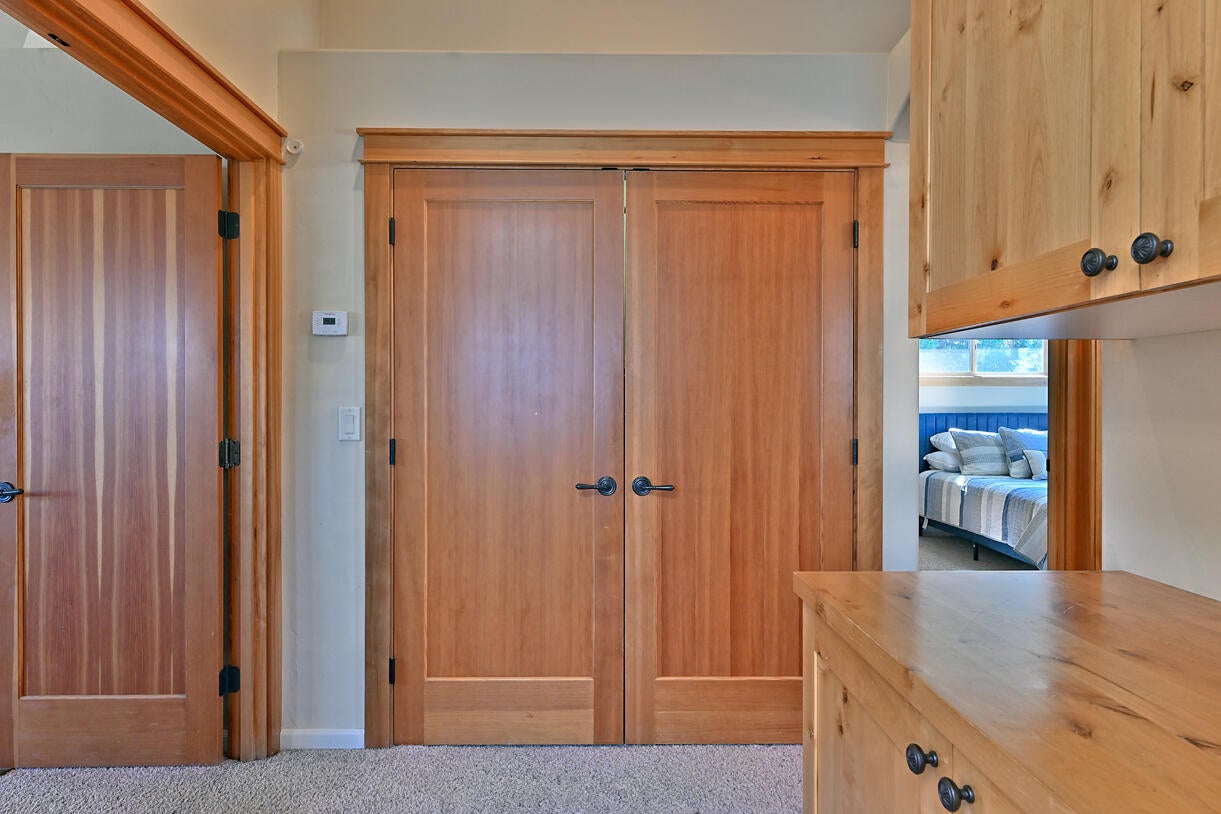 497 Park Ridge Place Ashland, OR 97520 - Photo 32 of 38 DSC_1245