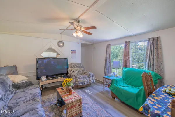 $109,900 | 7680 Warrensburg Road, Mosheim, TN 37818