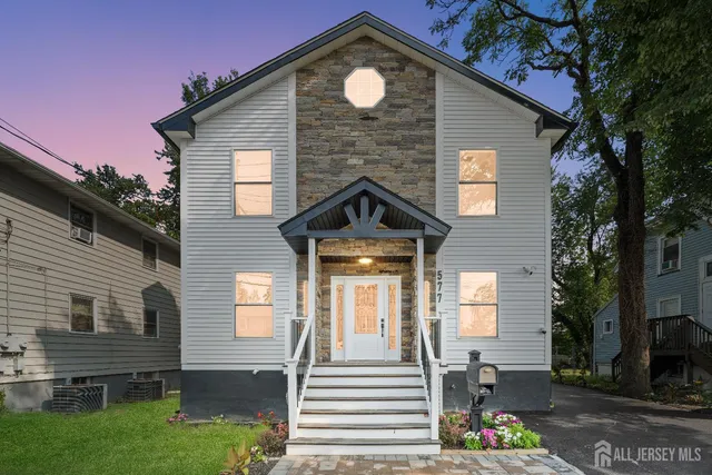 $599,999 | 577 South South Avenue South, Dunellen, NJ 08812