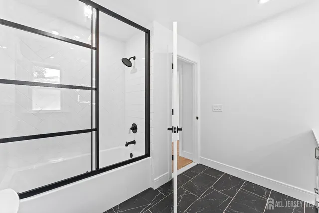 $599,999 | 577 South South Avenue South, Dunellen, NJ 08812