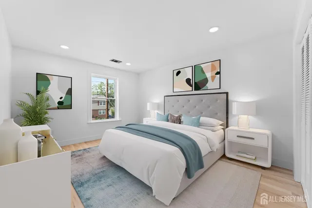 $599,999 | 577 South South Avenue South, Dunellen, NJ 08812