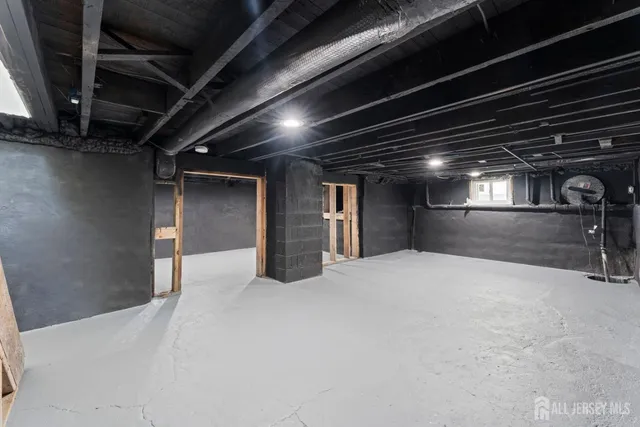 $599,999 | 577 South South Avenue South, Dunellen, NJ 08812