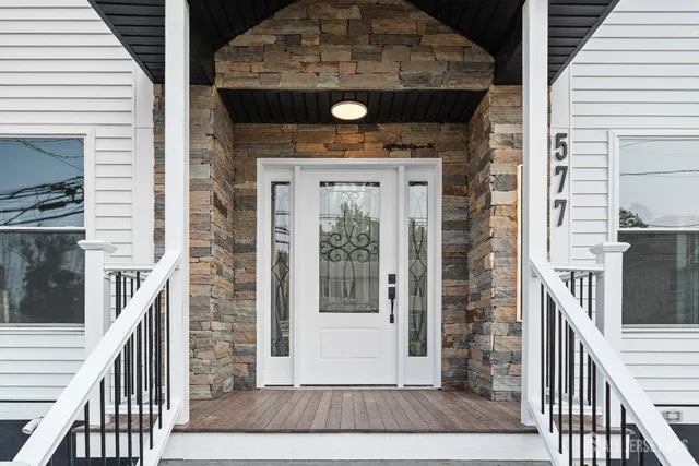 $599,999 | 577 South South Avenue South, Dunellen, NJ 08812