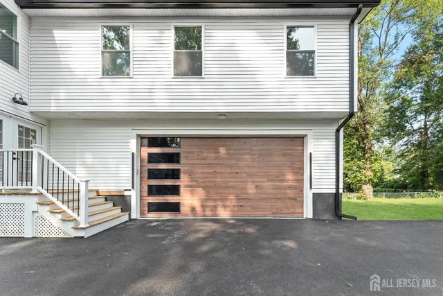 $599,999 | 577 South South Avenue South, Dunellen, NJ 08812