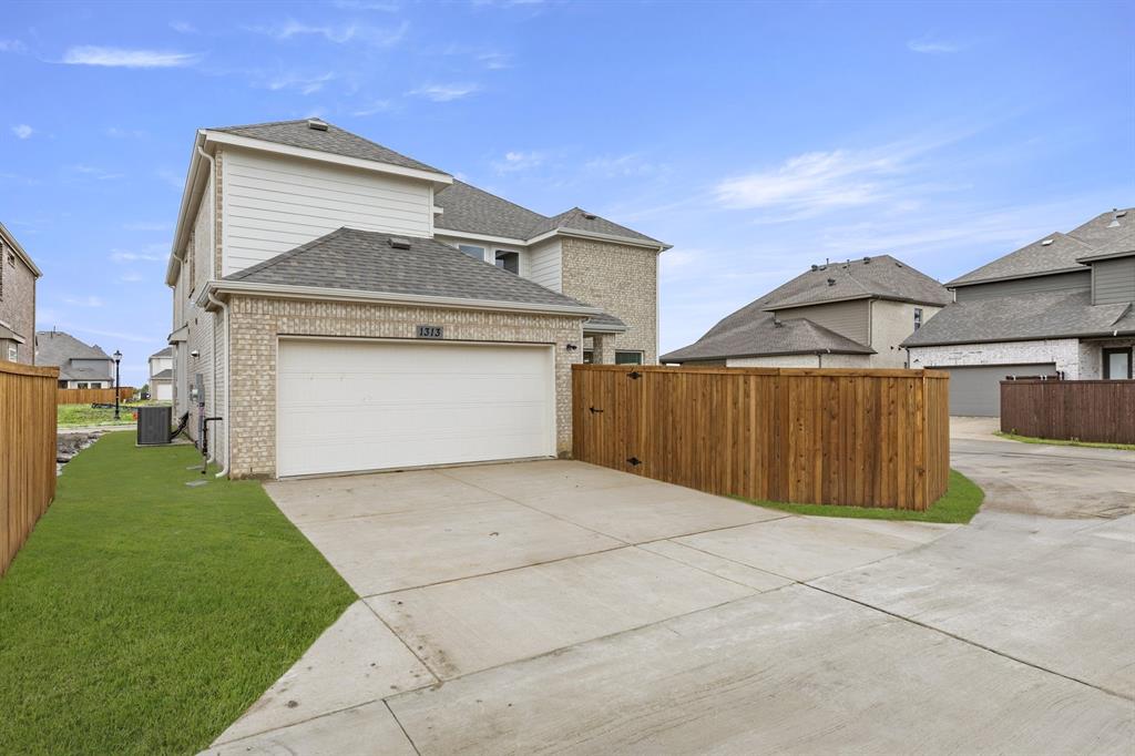 1313 Overton Street Frisco, TX 75036 - Photo 33 of 35