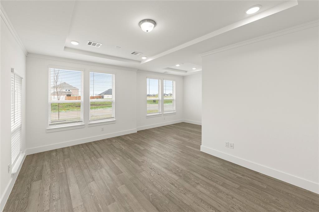 1313 Overton Street Frisco, TX 75036 - Photo 9 of 35 06. 1313 Overton - Primary