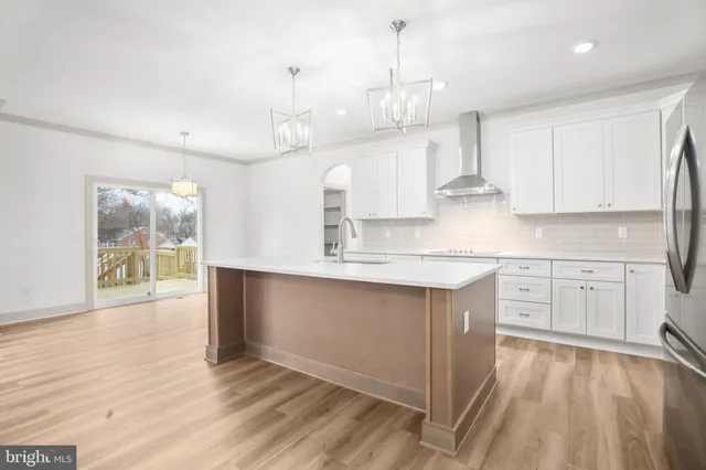 $909,900 | 1409 Brent Street, Fredericksburg, VA 22401